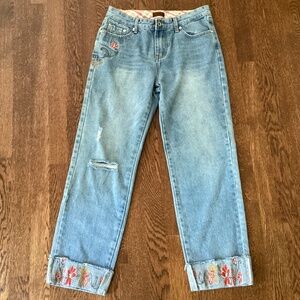 POL Premium Denim Floral Embroidered Distressed Cropped Cuffed Jeans JFP164